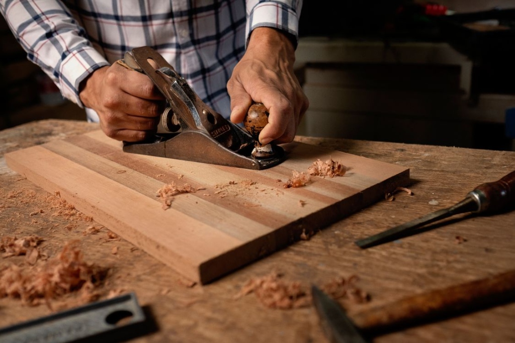 Carpentry &
Flooring