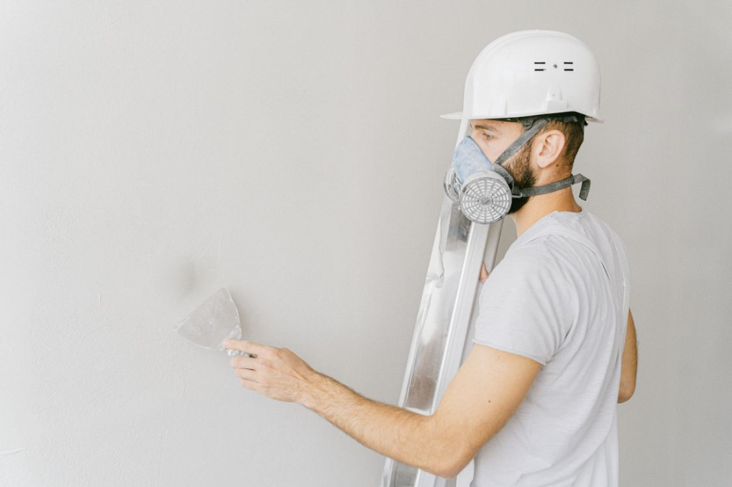 Painting &
Plastering